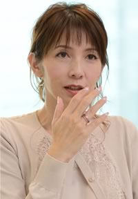 渡辺真理アナ可愛いですね とても可愛いですね Yahoo 知恵袋