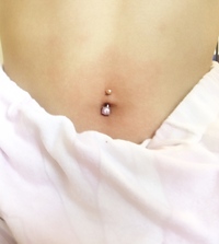 病院でへそピをあけたのですが これってどうですか 曲が Yahoo 知恵袋