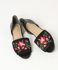 サイズが1センチほど大きいパンプスを購入しました 疑問に思ったのが Yahoo 知恵袋