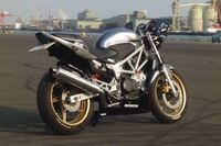 このvtr250なんですが テールが純正ではないですよね 自分もv Yahoo 知恵袋