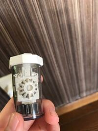 このコンタクト洗浄機て 水で洗ってから乾かすのでしょうか もし Yahoo 知恵袋
