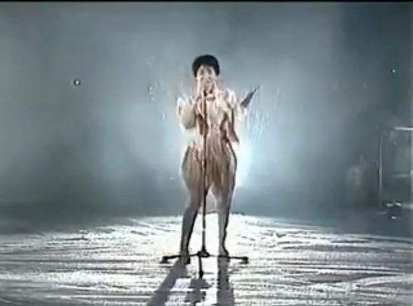 荻野目洋子の ダンシングヒーローの振り付けは難しいですか Yahoo 知恵袋