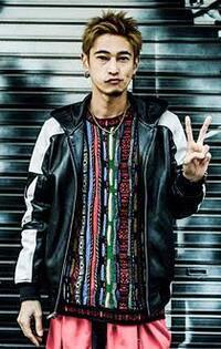 窪塚さんが着てるアジアン柄の服はどこのブランドでしょうか わかる方お願 Yahoo 知恵袋