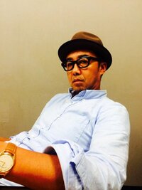 おぎやはぎの矢作さんが着けているこちらの革の時計はどこの腕時計でしょうか Yahoo 知恵袋