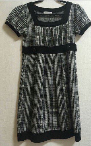 黑ミサtokyoの服装の質問です 添付した画像のような膝丈ワンピースでも Yahoo 知恵袋
