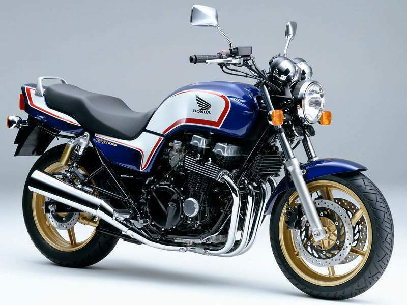 付けてる人は、まずいない。CB750 RC42用エンジンマウント