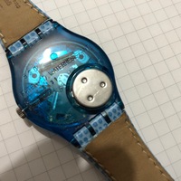 古いswatch スウォッチ の電池の外しかたを教えてください Yahoo 知恵袋