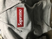 Supremeボックスロゴパーカー本物か鑑定お願いします 偽物かすごく不 Yahoo 知恵袋