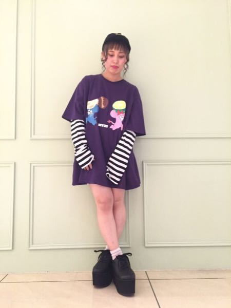 写真のようなボーダーのロンtにtシャツを重ね着するのってダサいですか Yahoo 知恵袋
