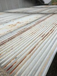 今日 トタン波板を張りますが 今更になって疑問点が出ましたので 至急 Yahoo 知恵袋