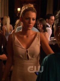 ゴシップガールシーズン3の６話でカーターのために セリーナとネイトがポーカ Yahoo 知恵袋