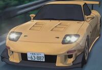 頭文字dの啓介のfd 雨宮エアロ のヘッドライトは 向かって左 Yahoo 知恵袋