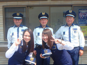 女性警備員だけ制帽を取っているの どう思いますか 画像を見て何で女性警備 Yahoo 知恵袋