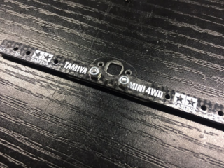 ミニ四駆の アンカー の作り方で質問です ボールリンクマスダンパ Yahoo 知恵袋