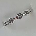 4 と言うジュエリーブランドがありますが 読み方は ヨンド Yahoo 知恵袋