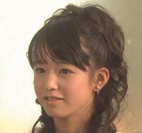 この女性の名前は 旧芸名 山内菜々 後に 日向ななみ Yahoo 知恵袋