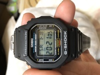 G-SHOCKの時計で左上にへんなマークがあって、夜8時にアラ... - Yahoo