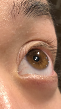 私は目の色が橋本環奈よりむしろもうちょっと明るいくらいの茶色なんですが日 Yahoo 知恵袋