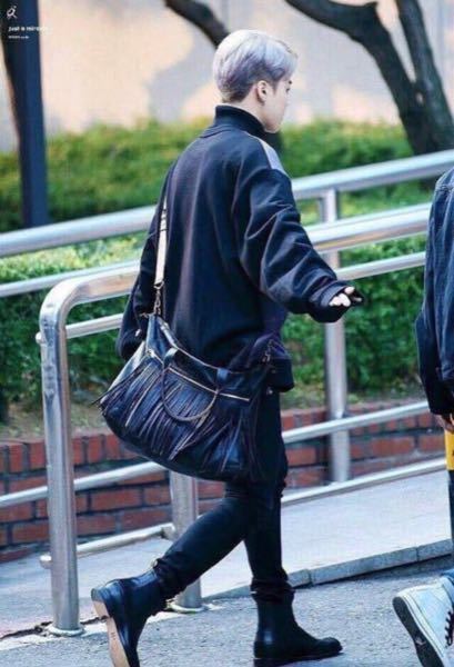 BTSジミンちゃんが履いてるブーツがどこのブランドのものか知っ