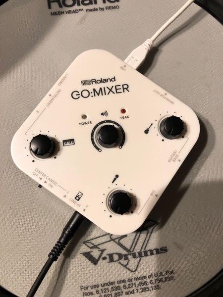 Rolandのgo Mixerでドラムの繋ぎ方が良く分かりませ Yahoo 知恵袋