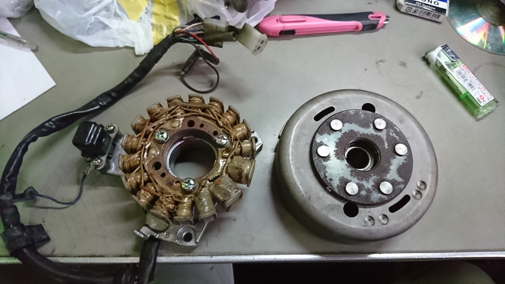 RZ250R29L51Lエンジンについて詳しい方お願いします。サービスマ