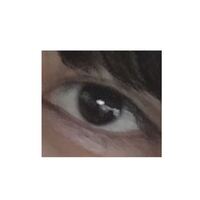 私の目は三白眼でしょうか 真正面から見ると 下に1ミリく Yahoo 知恵袋