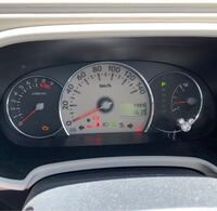 オデッセイに乗っているのですが 三角の中にビックリマークの表示が 出てるのです Yahoo 知恵袋