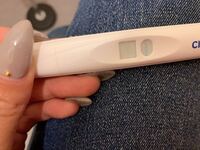 妊娠希望のもです 妊娠検査薬 目を凝らしてみるとうっすら線がでてい Yahoo 知恵袋