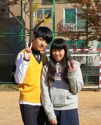 このグクの隣の人って誰か分かりますか 高校時代の同級生 Yahoo 知恵袋