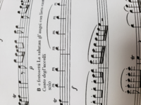 バイオリンの楽譜でダウンの記号が逆さまになったものが出てきたの Yahoo 知恵袋
