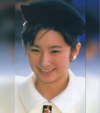 秋篠宮紀子さま 若い頃すげー美人 アイドルみたい みな Yahoo 知恵袋