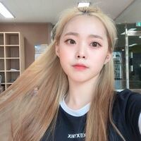 練習生目指している韓国人のドジンちゃんなんですけど Insta Yahoo 知恵袋