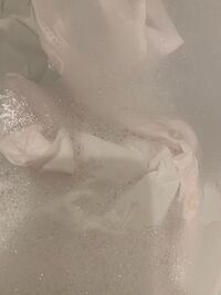 紺色のワイドパンツが色落ちしたら 赤色になりますか めちゃくちゃお Yahoo 知恵袋