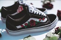 幼稚園で上靴にワッペンをつけてるコがいますが どうしたら上手に靴にワッペン付 Yahoo 知恵袋