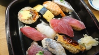 寿司の食べる順番についてその３下駄や皿に握られて出てくる店の場 Yahoo 知恵袋