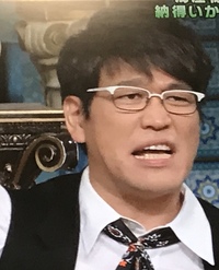 ピコ太郎と鈴木亮平って似てると思いませんか 同感です 特に 目元が似てる Yahoo 知恵袋