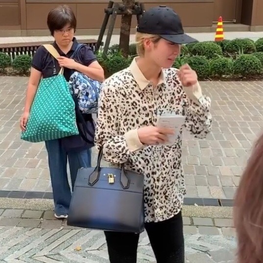 朝美絢さんの全国ツアー、チケットとれないんじゃないかと心配してたん