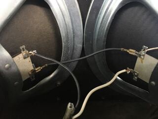 ギターアンプスピーカーの配線 コンボアンプ 16w にスピーカー 8 Yahoo 知恵袋