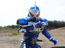 仮面ライダーダブルの本編とvシネマ仮面ライダーアクセルに登場し Yahoo 知恵袋