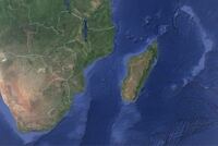 進撃の巨人のパラディ島などのモデルは マダガスカルとアフリカ大 Yahoo 知恵袋
