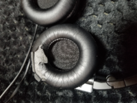 ヘッドホンが臭います 季節からかヘッドホンの耳あてが汗とか吸って臭 Yahoo 知恵袋