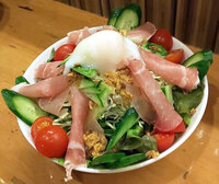 生ハムのサラダには どんなドレッシングが合うでしょうか もしくは 簡単に作れ Yahoo 知恵袋