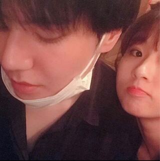 ユギョムの隣にいる女の人誰ですか Got7ガットセブンガッセユギョ Yahoo 知恵袋