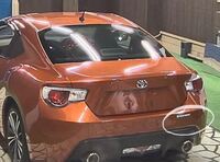 白丸の所にステッカー貼るつもりなのですが ダサいですか 何人か Yahoo 知恵袋