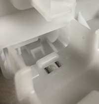 プラスチック製の5段衣装ケース カインズ製品 を組み立てていた Yahoo 知恵袋