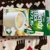 牛乳250ml 150kcal とblendyのカフェオレ 1ｽﾃｨｯｸ50k Yahoo 知恵袋