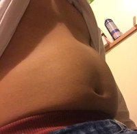 最近太って制服のズボンがきつくなってきたのですが この腹は肉多いです Yahoo 知恵袋