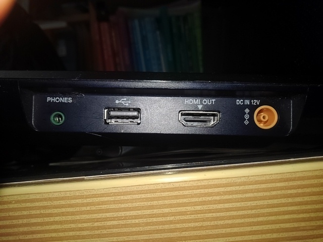 ソニーのポータブルDVDプレーヤーBDP-SX910を八年間くらい使って