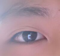 左目がこんな感じに二重線が綺麗に繋がってません アイプチで綺麗に繋がるよ Yahoo 知恵袋