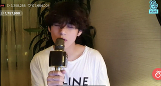 Btsのテテがvliveで使っているカラオケマイクはどこのかわかりますか Yahoo 知恵袋